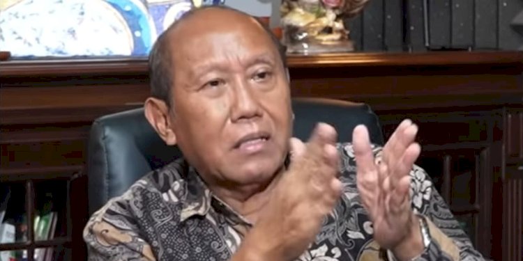 Roy Suryo Rismon Sianipar Dokter Tifa trio gila viral 2025