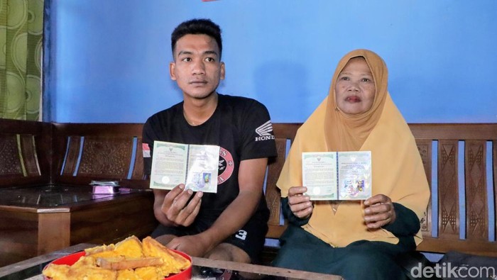 Ilustrasi perjalanan cinta Ahmad dan Sisri yang tak memandang angka